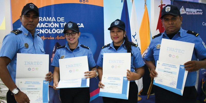 Primera Promoción del Programa de Formación Técnica Angelita Morales celebra su éxito