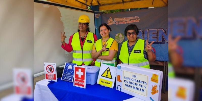 Más mujeres se suman a estudiar carreras del Sector Industrial y de Construcción