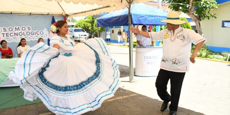 ¡Ambientes renovados! Inauguran mejoras en el internado del Centro Tecnológico Manuel Landez Rojas