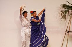 Sistema Educativo de Río San Juan celebró el orgullo de nuestras raíces en la Gala Artística “Voces del Río”