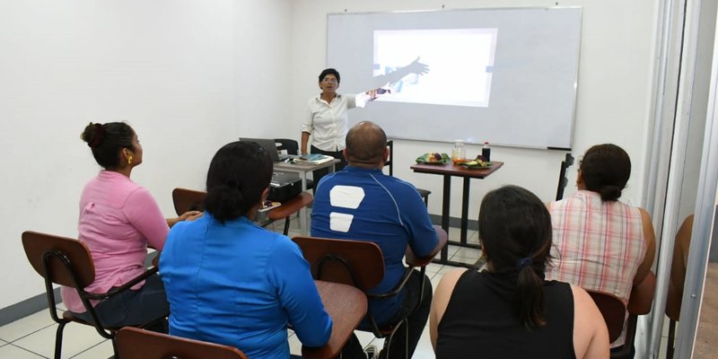 Master Class por protagonistas del Centro Nacional de Desarrollo del Talento Creativo Nieves Cajina