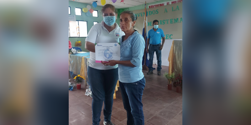 Protagonistas reciben certificados de Cursos Tecnológicos de Campo en Comunidad Coperna, Siuna