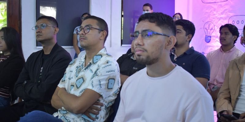 Segundo Encuentro Nacional de Mentores fortalece la evaluación de proyectos rumbo Hackathon Nicaragua 2026
