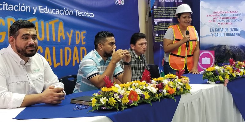 Trabajadores Con Experiencia y Sin Título en Refrigeración son Certificados por INATEC y MARENA