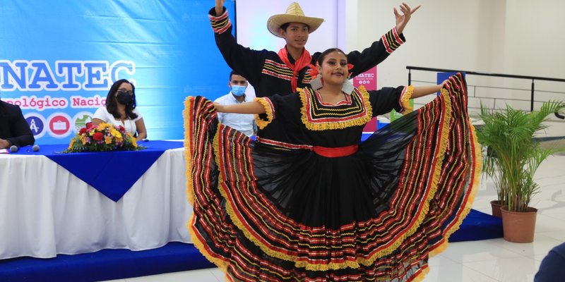 Final del Concurso Nacional de Escritura Creativa en inglés