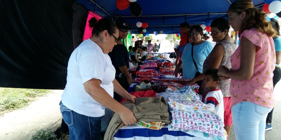 Familias de Acahualinca disfrutan de Feria Comunitaria en saludo al 40/19