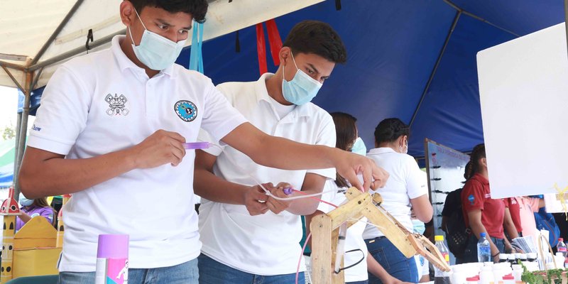 Intecna de Granada promueve carreras técnicas entre jóvenes nicaragüenses