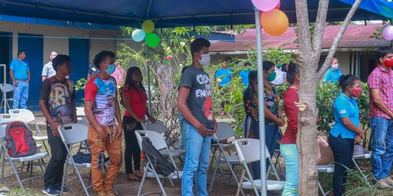 Nuevo laboratorio de computación en la Costa Caribe Norte
