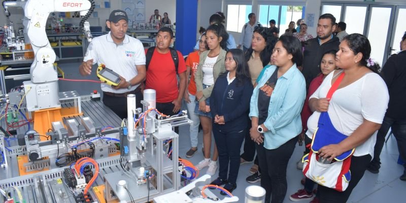 Taller LUBAN Nicaragua abre formación especializada en automatización con 13 cursos técnicos