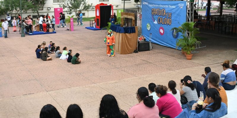 Tiangues Culturales: Un Derroche de arte y talento de estudiantes del Centro Cultural y Politécnico José Coronel Urtecho