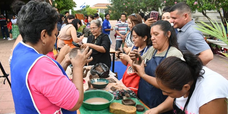 Tiangues Culturales: Un Derroche de arte y talento de estudiantes del Centro Cultural y Politécnico José Coronel Urtecho