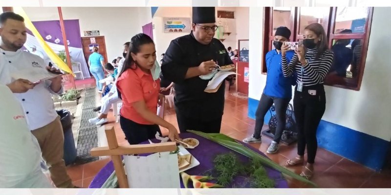 Estudiantes de Rivas demuestran su aprendizaje en elaboración de platos tradicionales de Cuaresma
