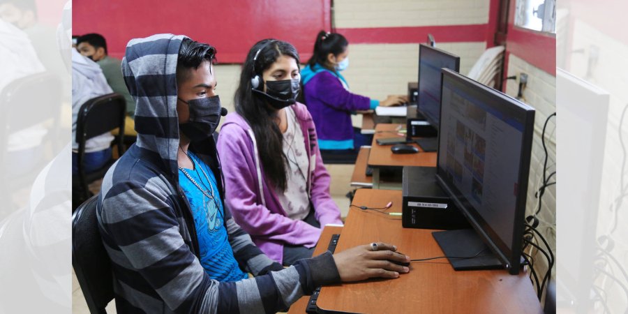 Estudiantes de Diriamba inician Programa de Inglés en Carreras Técnicas