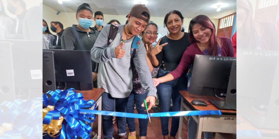 Nuevo equipamiento informático para Estudiantes Técnicos de Matagalpa