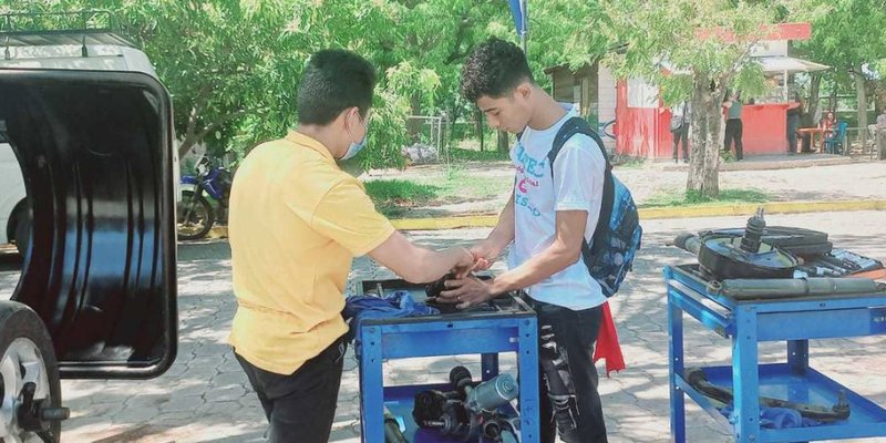 Feria Agrotecnológica por Estudiantes Técnicos de San Isidro