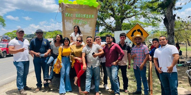 Estudiantes Técnicos de Muy Muy Celebran el Día del Agrónomo nicaragüense