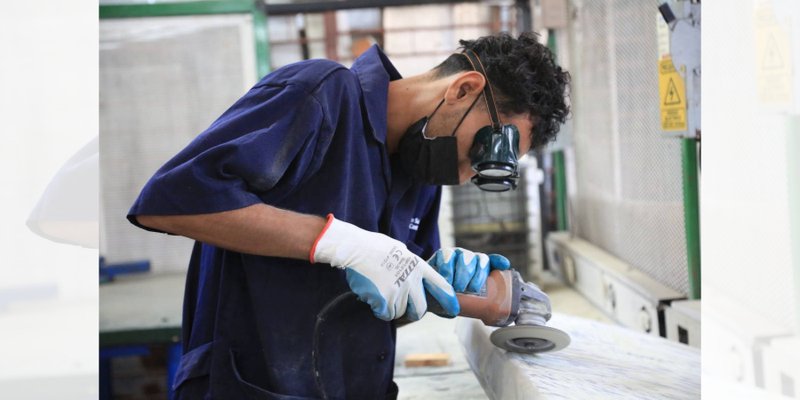 Jóvenes cumplen sus sueños estudiando una carrera técnica