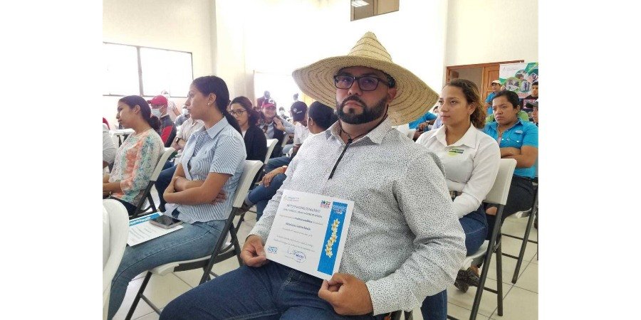 Estudiantes Técnicos de Asturias Celebraron el Día del Campesino Nicaragüense