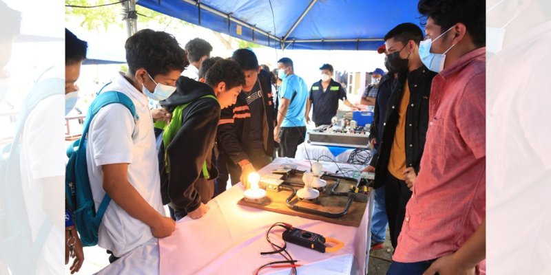 Centros Tecnológicos de Masaya conmemoran gesta histórica de Monimbó