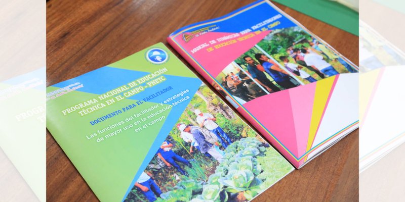 Facilitadores son preparados metodológicamente para un mejor desempeño