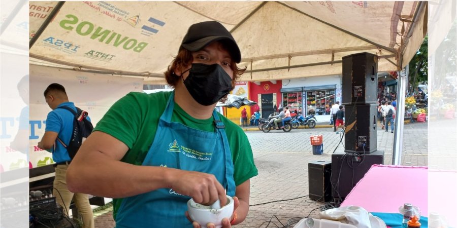 Estudiantes técnicos de Matagalpa realizan Feria Gastronómica de la temporada decembrina