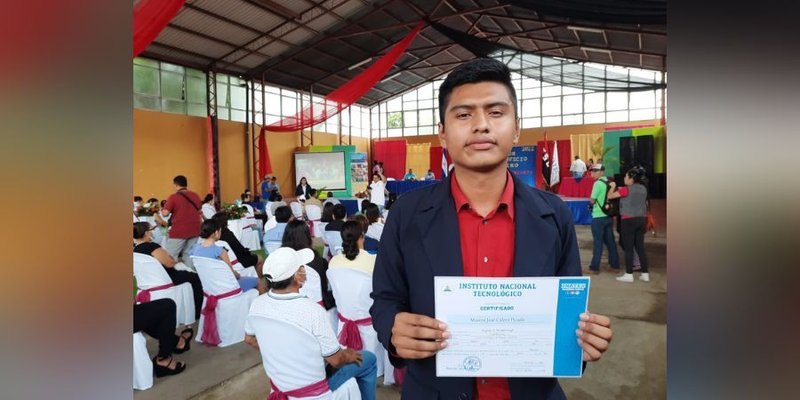 En Fuerza de Victorias Masatepinos reciben certificados de cursos de Escuelas Municipales de Oficio