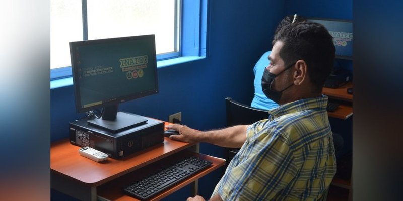 Nueva Sala para Docentes en el Centro Técnico Pedro Arauz Palacios en Granada