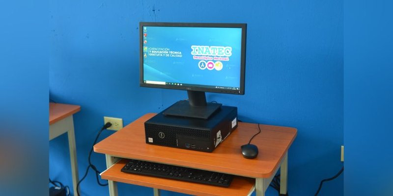 Nueva Sala para Docentes en el Centro Técnico Pedro Arauz Palacios en Granada
