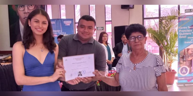 44 Nuevos Técnicos Profesionales se gradúan en Estelí