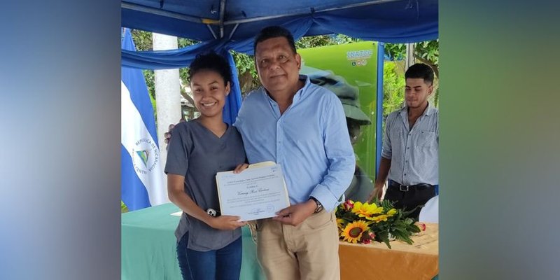 Esfuerzo y dedicación, son reconocidos por Centro Tecnológico Germán Pomares de Juigalpa