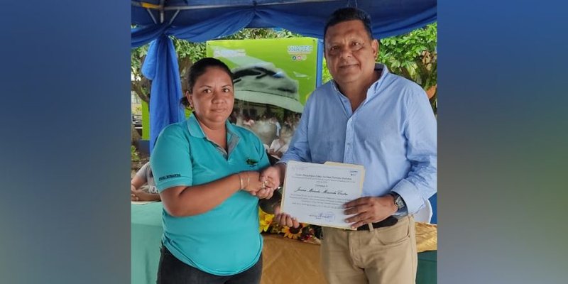 Esfuerzo y dedicación, son reconocidos por Centro Tecnológico Germán Pomares de Juigalpa