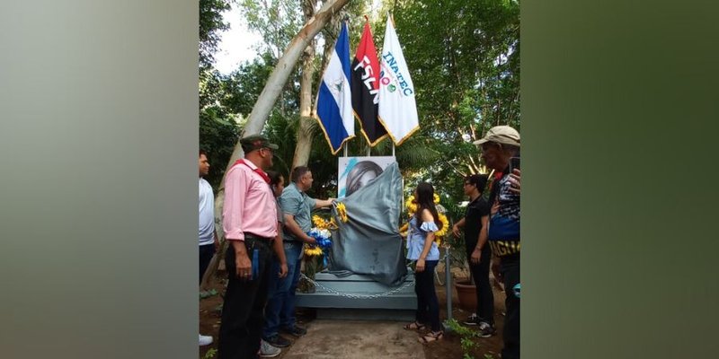 Tecnológico de El Sauce Devela Monumento en Homenaje a la Chinita Arlen Siu