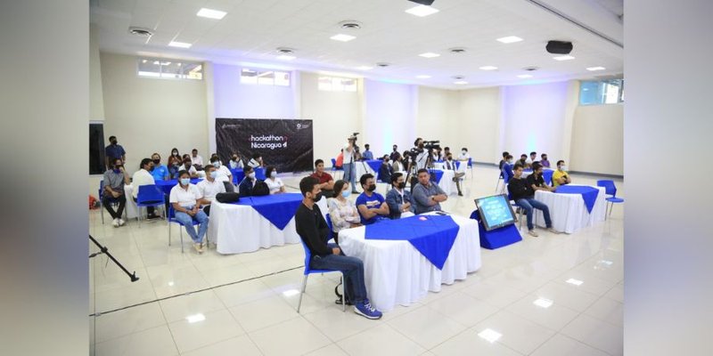 Inicia Ruta Creativa hacia Hackathon 2022