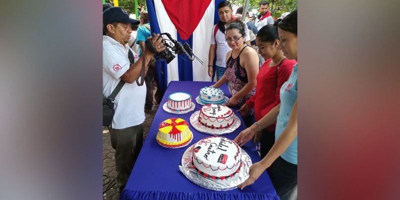 Centro Tecnológico Monseñor Benedicto Herrera celebra aniversario natal de Tomas y Fidel