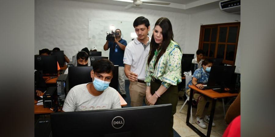 Inauguración de las instalaciones del Centro Nacional de Innovación y Tecnología Francisco “El Chele” Moreno