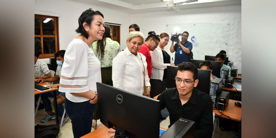 Inauguración de las instalaciones del Centro Nacional de Innovación y Tecnología Francisco “El Chele” Moreno