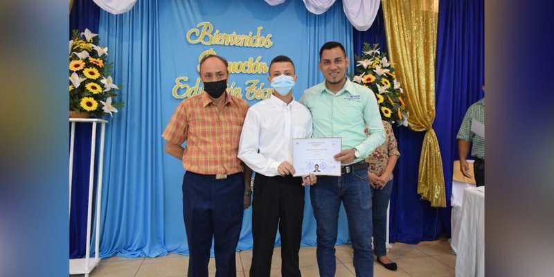 Celebran Primer Graduación 2022 del Centro Técnico de  El Viejo, Chinandega