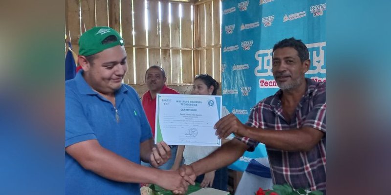 Protagonistas de Comunidad Providencia en Caribe Sur finalizan curso en Inseminación