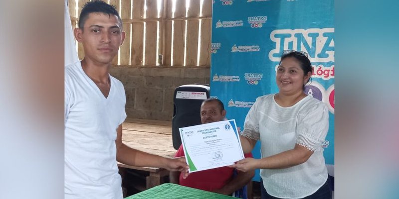 Protagonistas de Comunidad Providencia en Caribe Sur finalizan curso en Inseminación