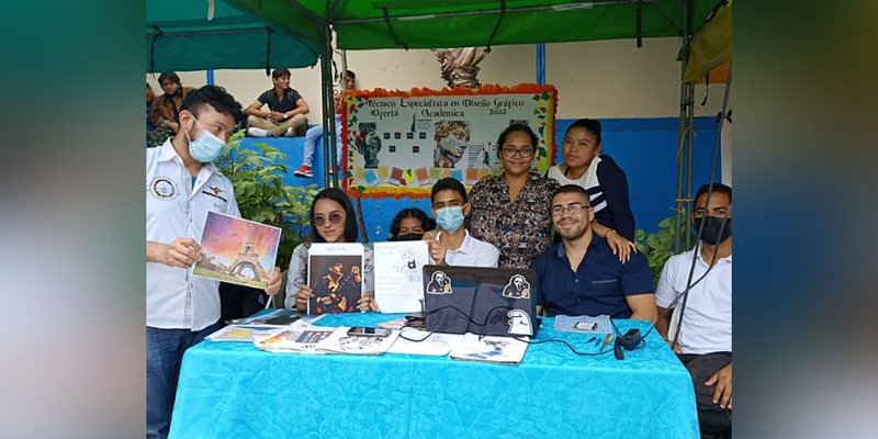 Estudiantes Técnicos de Matagalpa celebran natalicio del Comandante Carlos Fonseca con Festival Tecnológico