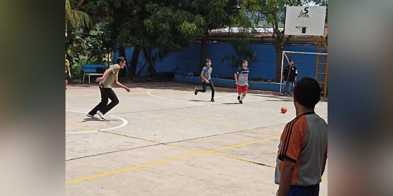 Estudiantes Técnicos de Matagalpa celebran natalicio del Comandante Carlos Fonseca con Festival Tecnológico