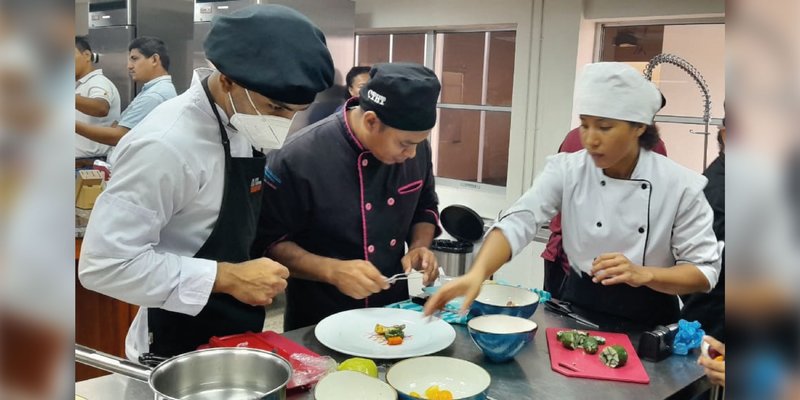 Protagonistas del Curso Cocina Creativa presentan Técnica Culinarias Ingeniosas