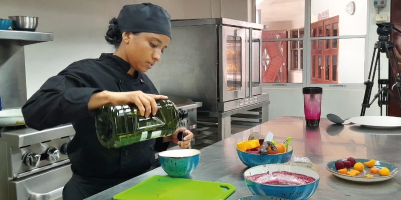 Protagonistas del Curso Cocina Creativa presentan Técnica Culinarias Ingeniosas