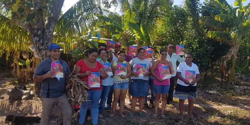 Pobladores fortalecen sus conocimientos  en el rubro aves y cerdos