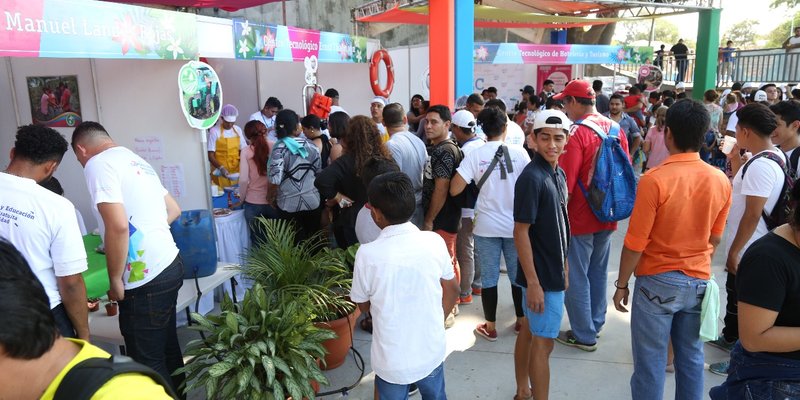 Familias capitalinas disfrutaron del Tropical Fest #SoyTecNicaragua