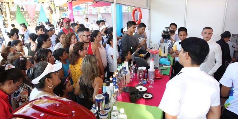 Familias capitalinas disfrutaron del Tropical Fest #SoyTecNicaragua