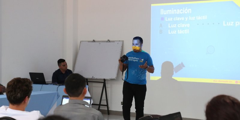 TECNacional - Exitosos Talleres Inmersivos para los participantes al Hackathon Nicaragua 2019