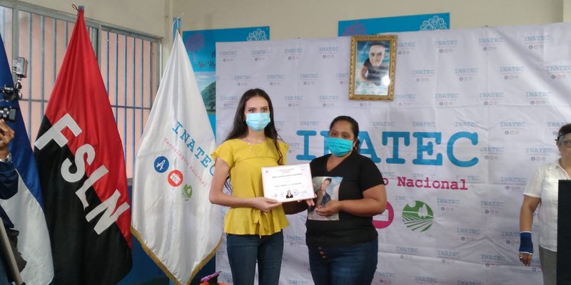 Egresan nuevos profesionales técnicos del sector industrial en Estelí