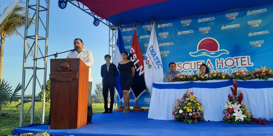 Egresan técnicos para el sector Turismo