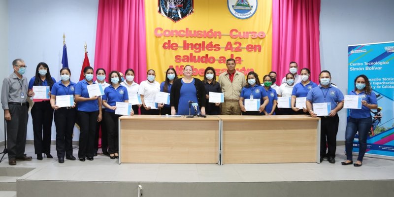 Servidores Públicos culminan con éxito Curso de Inglés Comunicativo impartido por INATEC